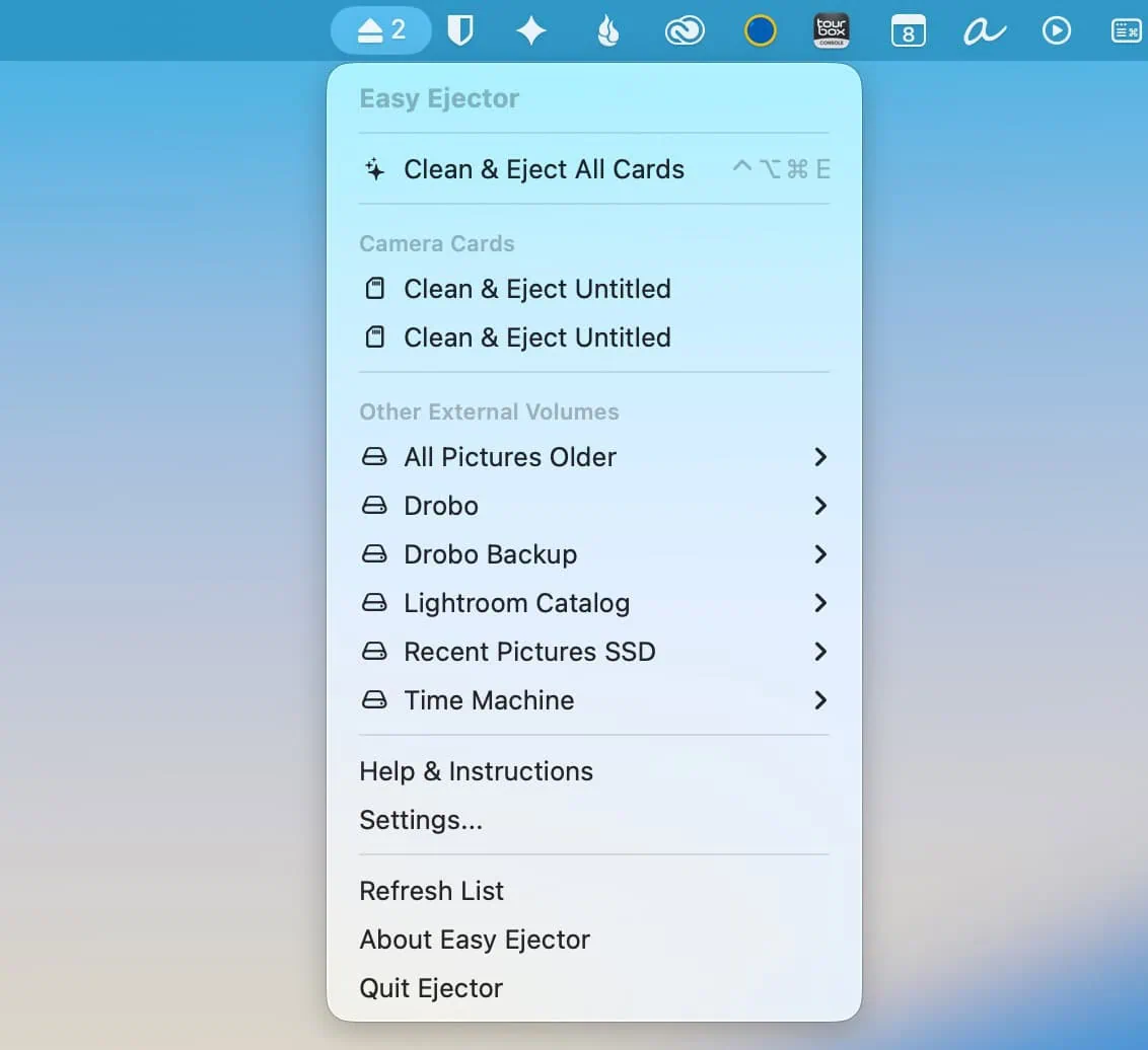 Easy Eject menu with camera card cleanup, bulk eject, and individual external drives